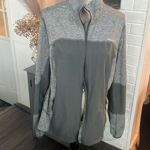 Women’s XL Columbia running vented jacket heather and dark grey great condition